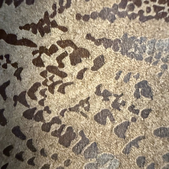 Elegant Fur-Trimmed Coat with Lace Details (Fox Fur ) - Picture 6 of 6